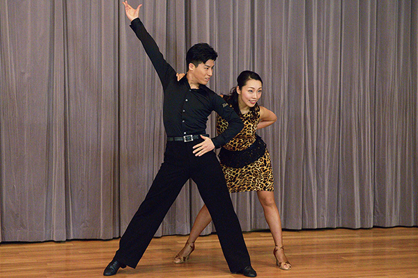 美しく痩せるためのダンススポーツエクササイズ