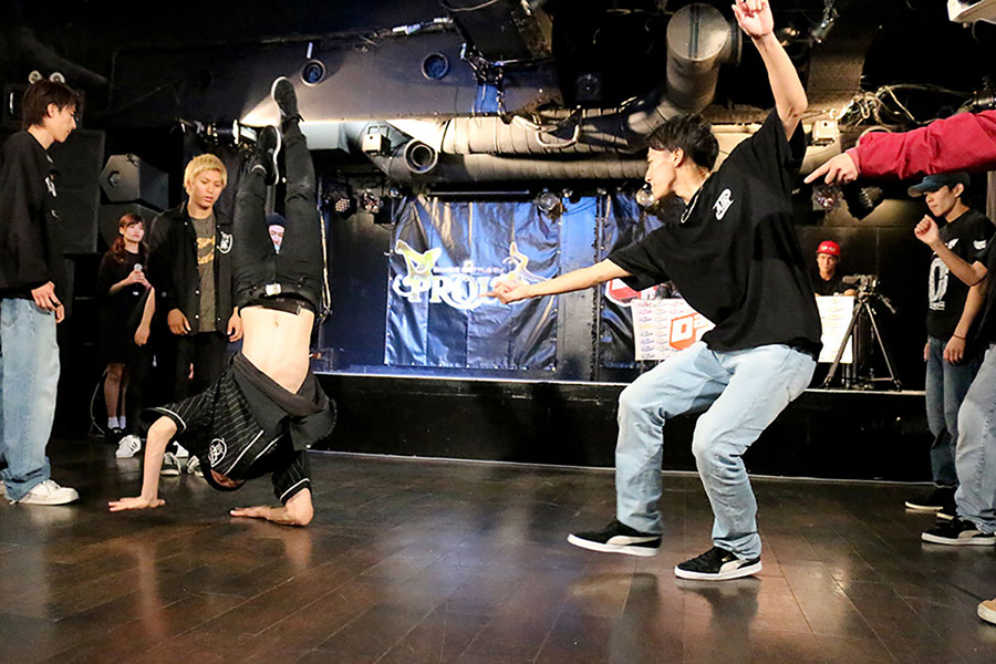DANCE BATTLE TV PROUD
