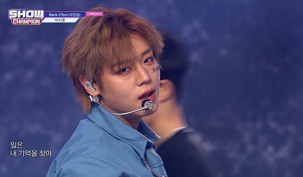 SHOW CHAMPION